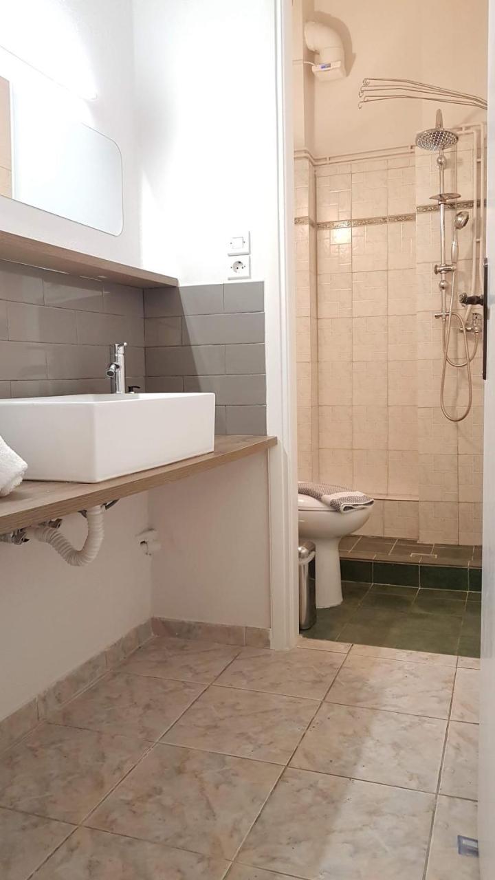 Palette Apartment Chocolate - Athens Center, 6 Bd, 3 Bath 外观 照片